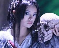 白骨精骗唐僧下一句(白骨精骗唐僧变成老妇人用的是什么计？)