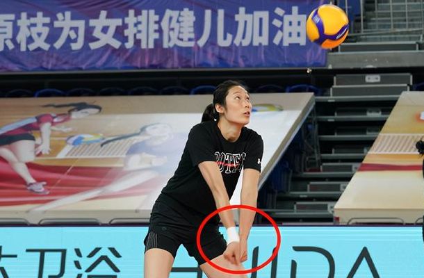 朱婷手腕怎么受的伤(朱婷为什么离开国家队？)
