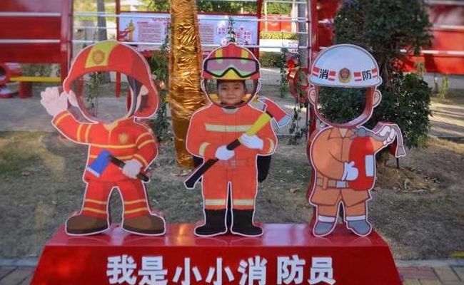 成都特警基地内的网红打卡地(雷敏有没有女儿和儿子？)