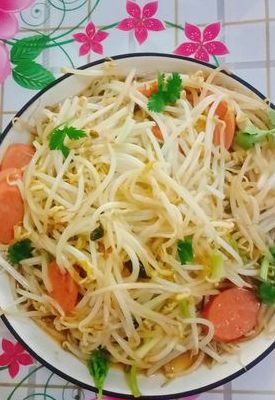豆芽怎么炒好吃又简单(绿豆芽怎么炒好吃又简单的做法？)