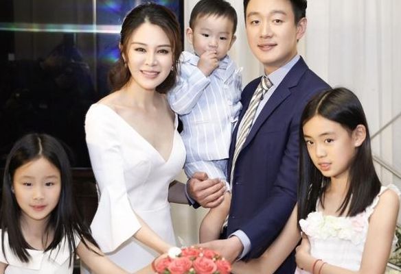佟大为老婆叫什么(佟大为的现任老婆？)
