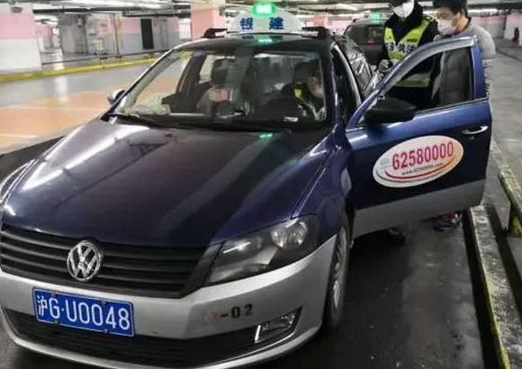 上海出租车价格(2021年上海出租车1公里计费标准？)