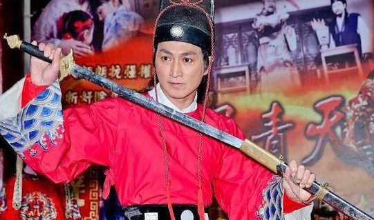 展昭怎么死的(展昭死于冲霄原因？)