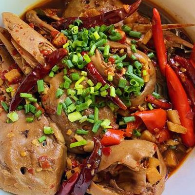 麻辣鸭头(麻辣鸭头的做法？)