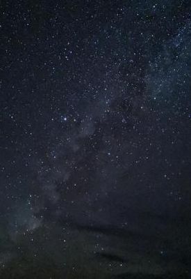 暗夜星空(暗夜星空什么意思？)