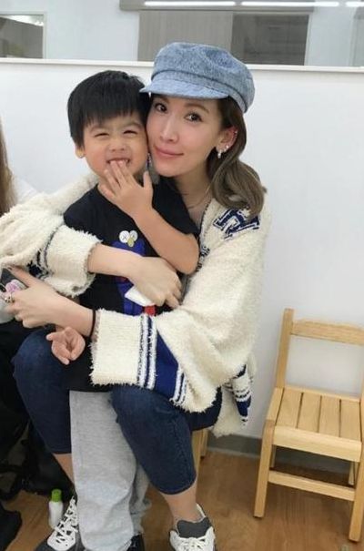 陈若仪照片(陈若仪林志颖第一次合照什么时间？)
