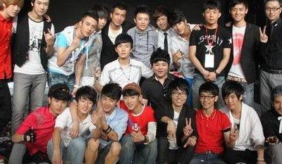 快乐男声20进10(一个男生说我很乖我该怎么回答？)