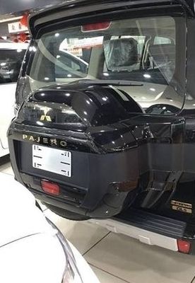 丰田最大的越野车(三菱最大的一款车？)