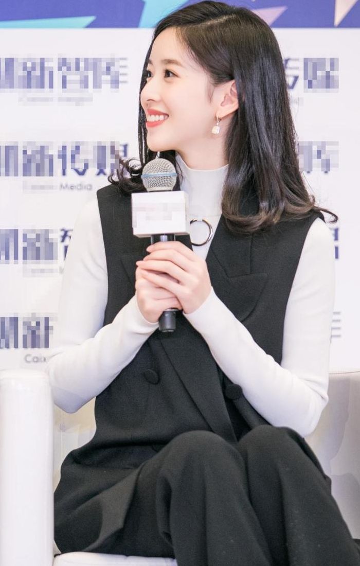 章泽天博客（章泽天出席活动美照）