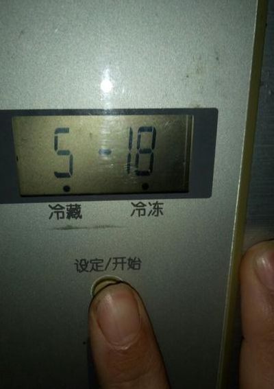 夏普冰箱(夏普冰箱按键怎么调温？)