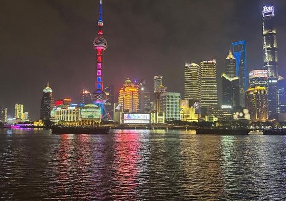 上海夜景（上海夜景图片实拍图片）