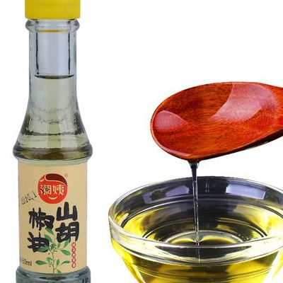山胡椒油（山胡椒油和花椒油一样吗）