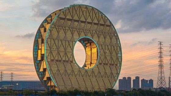 广州地标（广州地标建筑铜钱大厦）