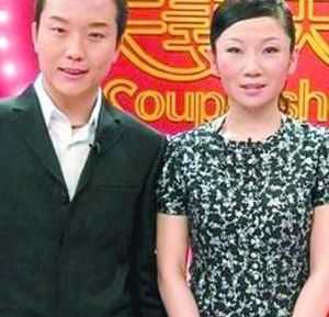 李玉刚的老婆(李玉刚夫人是谁啊？)