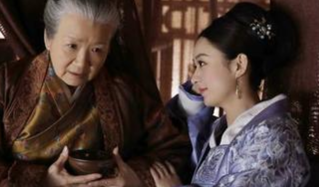 祖母死前告诉明兰的真实身份(明兰真正身世？)