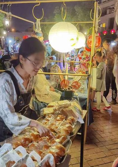夜市卖什么好（中秋节夜市卖什么好）