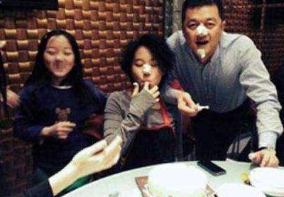 李亚鹏出什么事了(李亚鹏和窦唯关系怎么样？)
