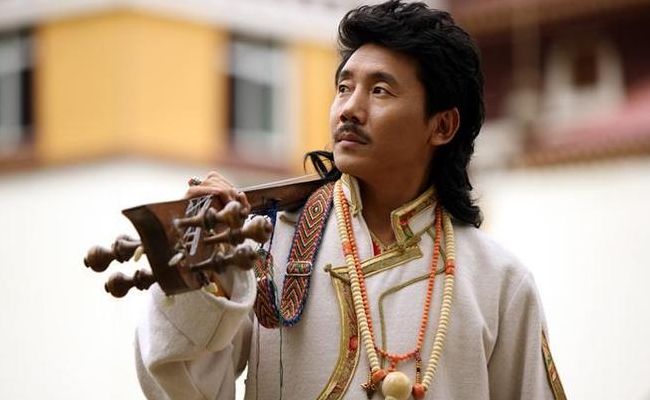 五个人出名了(藏族男歌手人气排名？)