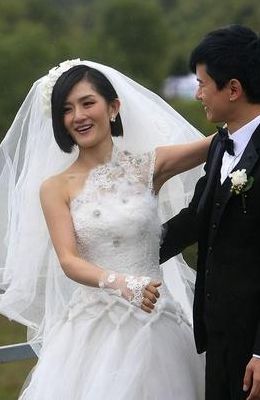 谢娜张杰结婚照片(张杰，谢娜结婚嘉宾名单都有？)