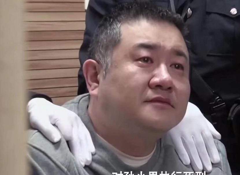 孙小果牙签事件图片(1997年11月28日发生了什么？)