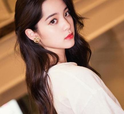 欧阳娜娜好会叫(欧阳娜娜的声音被网友说是奶甜音，你们喜欢声音好听的女生吗？)
