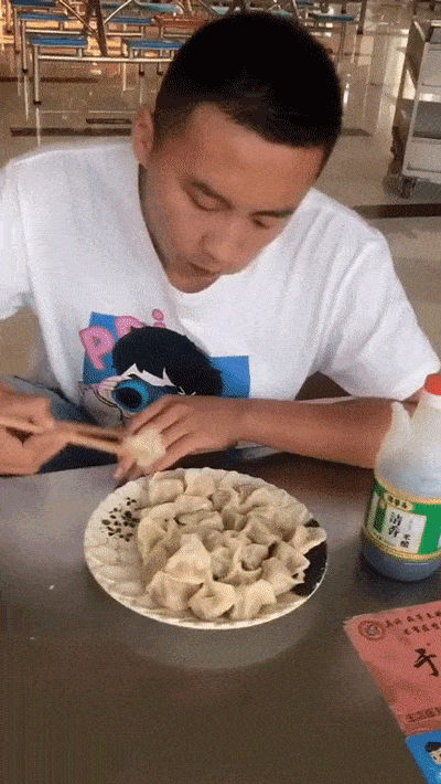 男生说吃饺子什么意思（男生说吃饺子啥意思）