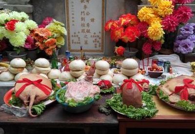 老人去世第一年的规矩(怎样祭拜刚去世的老人？)