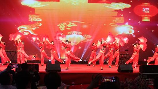 年会表演节目(年会表演什么节目好？)