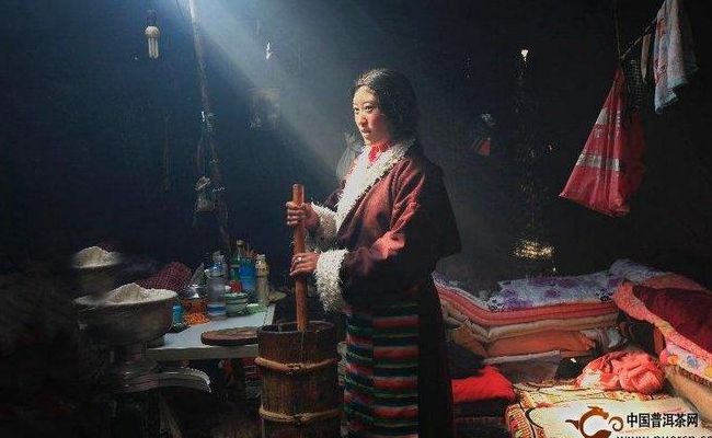 藏族的生活习俗（藏族的生活特色）