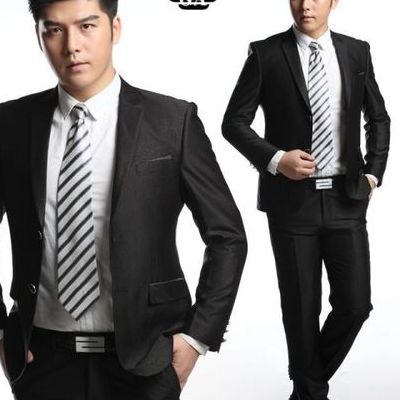 阿玛尼西服（阿玛尼西服什么档次）