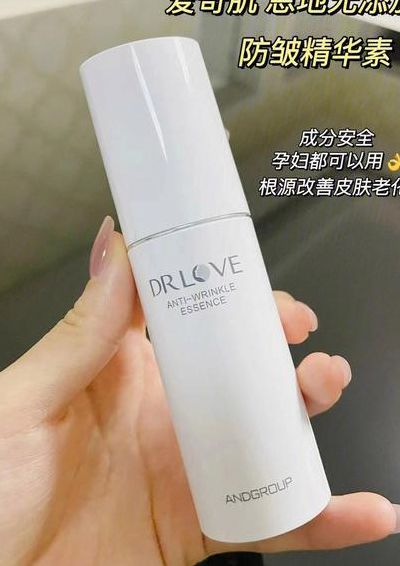 20多岁用什么护肤品（二十多岁用什么护肤品）