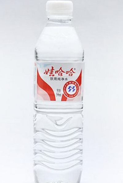 娃哈哈矿泉水每瓶售价1.2元（娃哈哈矿泉水每瓶售价12元是多少）