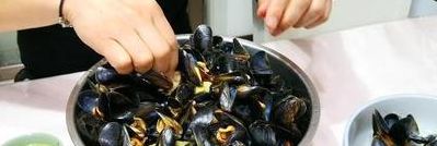海虹的正确吃法（海虹的正确吃法!这个要去掉,大家吃的时候都去掉了吗?）