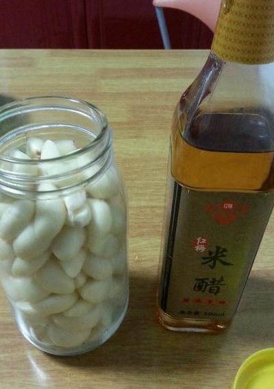 醋泡大蒜危害有多大（醋泡大蒜七大害处）