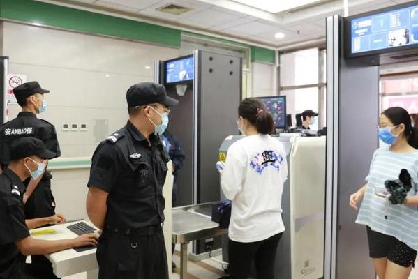 安检门辐射（安检门辐射对孕妇有影响吗）