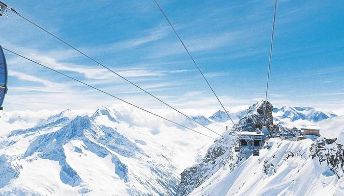 阿尔卑斯山滑雪（阿尔卑斯山滑雪季节）