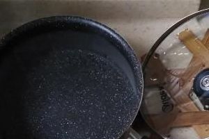 麦饭石锅（麦饭石锅烧糊了上面黑的怎么去掉）