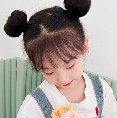 丸子头发怎么扎好看又简单（丸子头发怎么扎好看又简单儿童女）