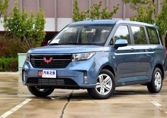 五菱宏光哪款好（五菱宏光最新款）