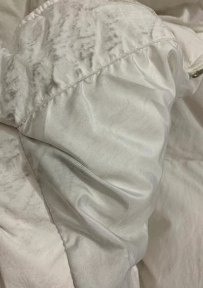在家怎么洗羽绒服（在家怎么洗羽绒服白色）