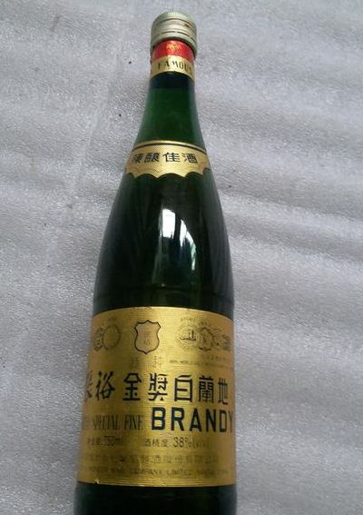 张裕特种金奖白兰地（张裕特种金奖白兰地38度）