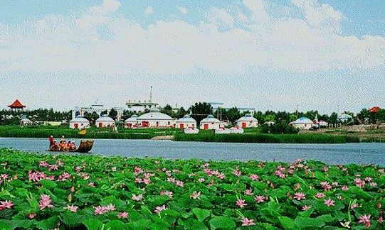 查干湖在哪个省哪个市（查干湖在哪个省哪个市连环湖）