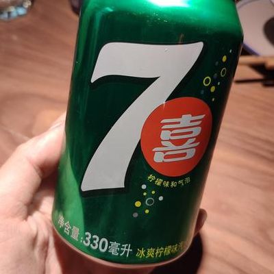 七喜和雪碧的区别（七喜是什么饮料）