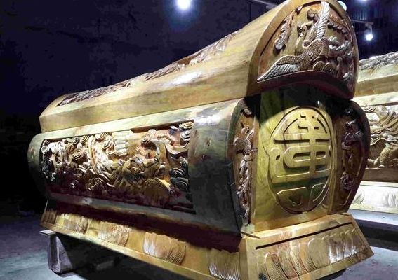 梦到棺材代表什么(梦到棺材代表什么意思)