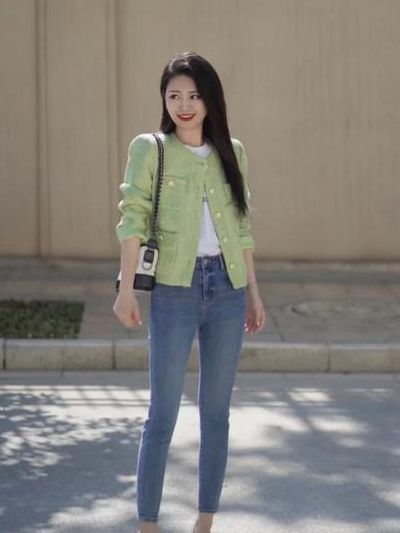 小脚裤配什么鞋（小脚裤配什么鞋子女）