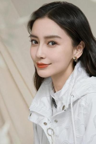 杨颖个人资料及图片（杨颖个人资料图片大全）