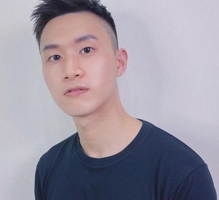 飞机头发型（飞机头发型图片男短发）
