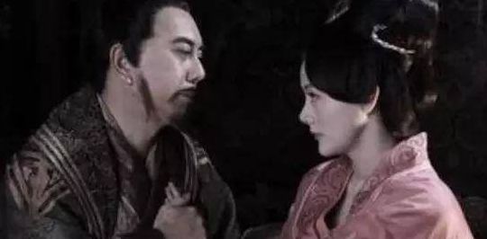 蔡文姬和曹操的关系（蔡文姬跟曹操是什么关系）