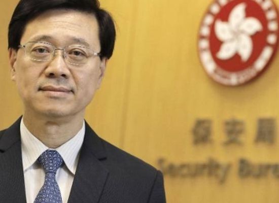 香港保安局长和警务处长谁大（香港保安局长比警务处长大吗）