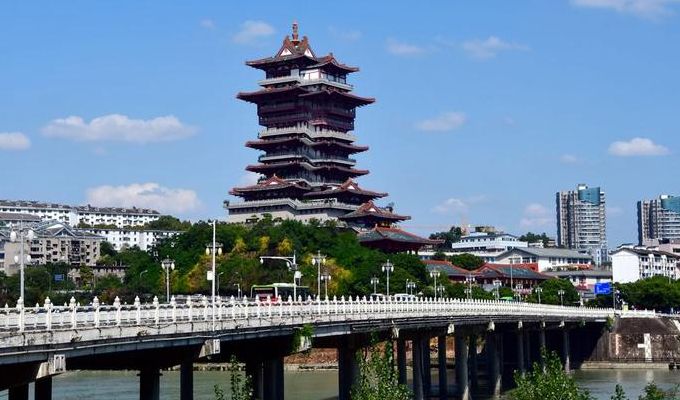 又名江油站长网（江油站大吗）